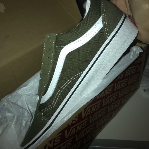 OLIVE GREEN VANS - Picture 4 of 4